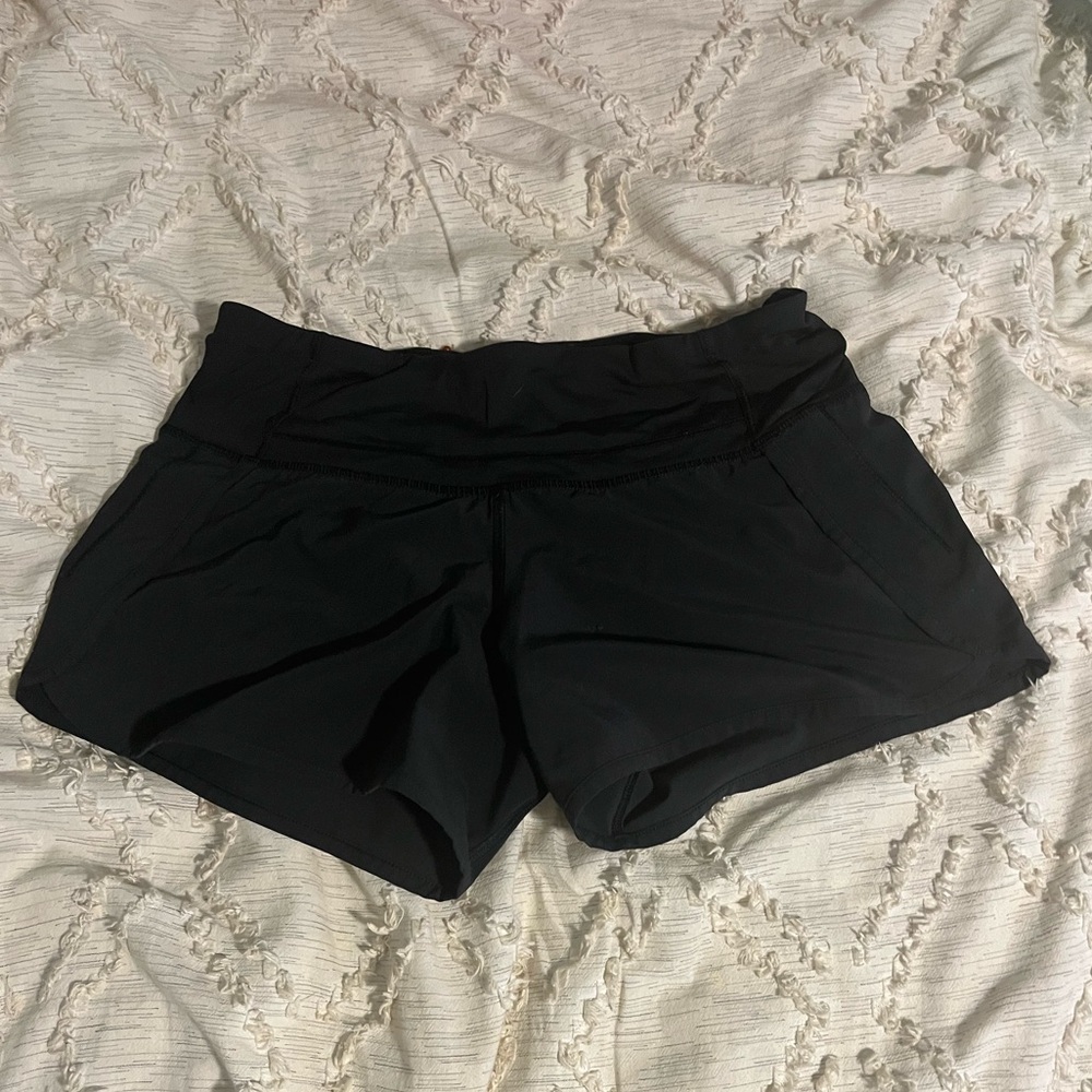 Lululemon shorts size 4 inseam 2.5